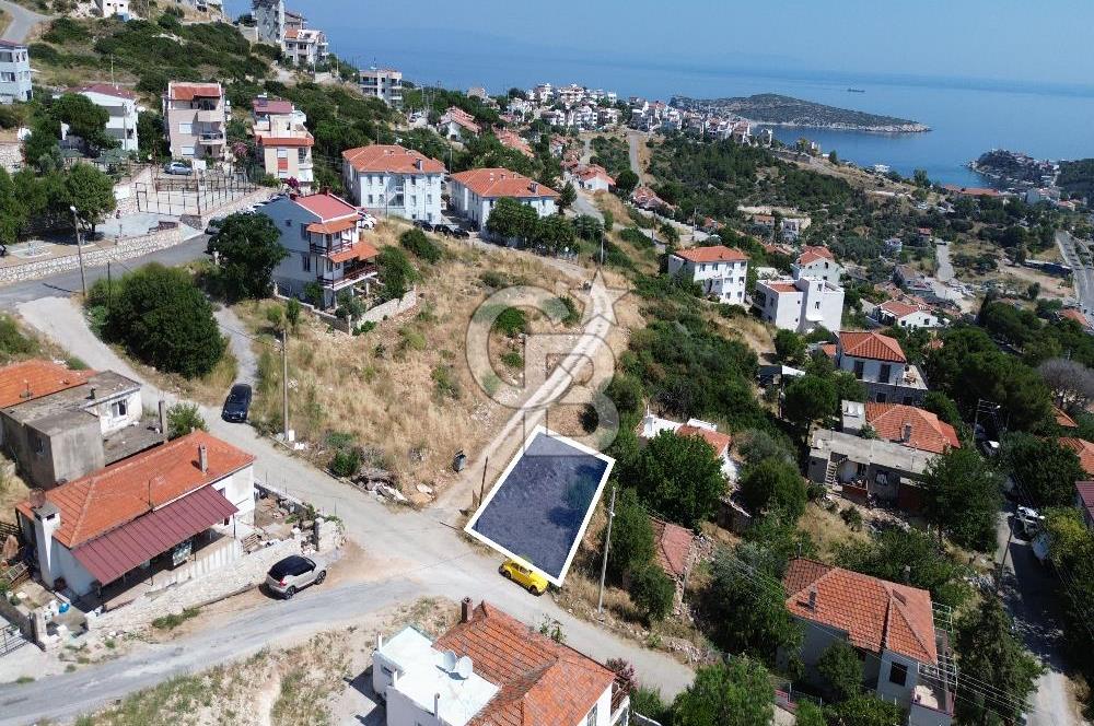 Karaburun Merkez'de Panoramik Deniz Manzaralı 169 m² Arsa