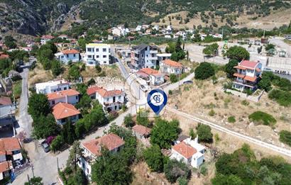 Karaburun Merkez'de Panoramik Deniz Manzaralı 169 m² Arsa