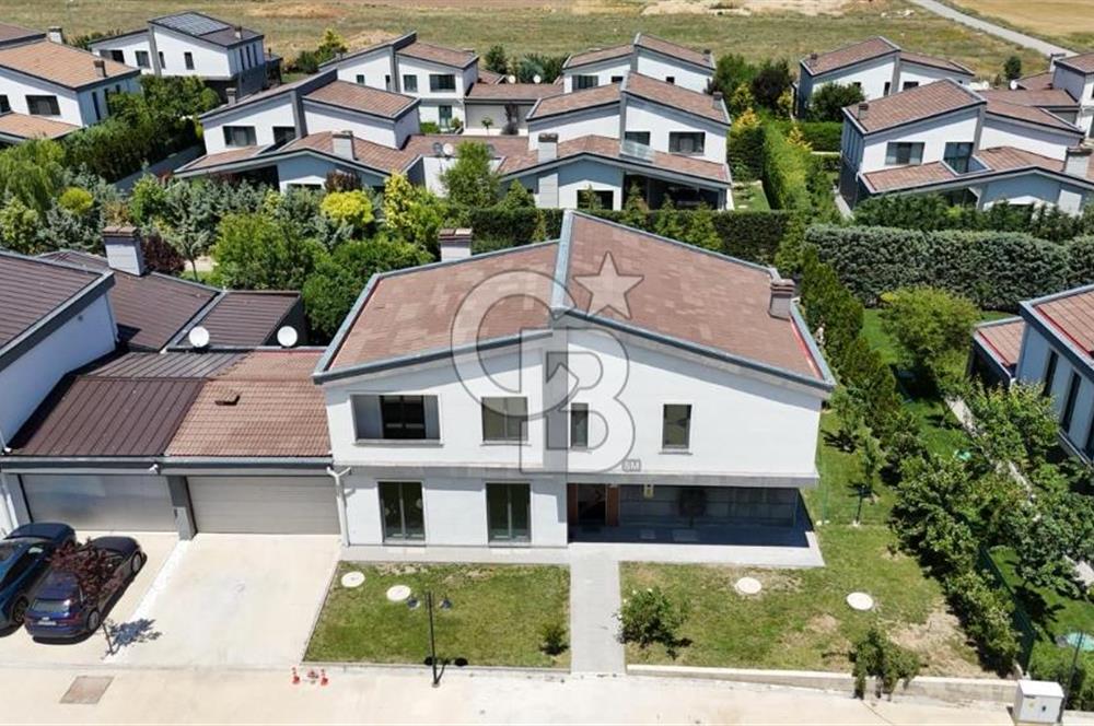 Ballıkpınar Villa Voga Sitesinde Geniş Lüks Villa 