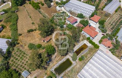KAŞ DİRGENLER DE CB ARDEN DEN SATILIK EV VE 2.008 m² BAHÇE