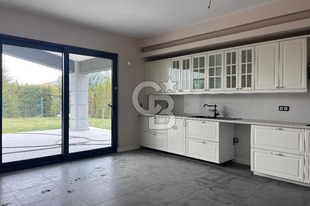Ballıkpınar Villa Voga Sitesinde Geniş Lüks Villa 