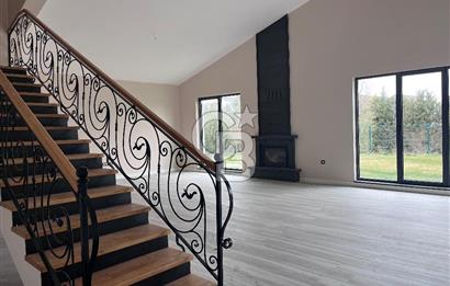 Ballıkpınar Villa Voga Sitesinde Geniş Lüks Villa 