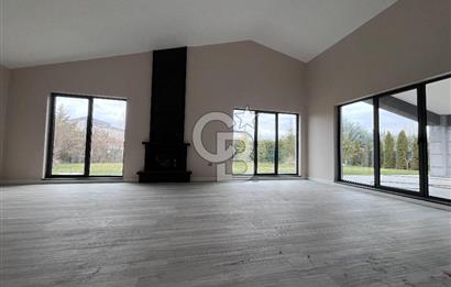 Ballıkpınar Villa Voga Sitesinde Geniş Lüks Villa 