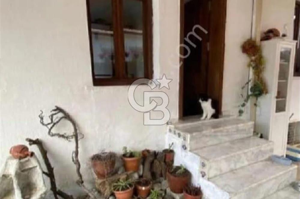 Muğla Köyceğiz'de Havuzlu Tek Katlı Satılık Müstakil Ev