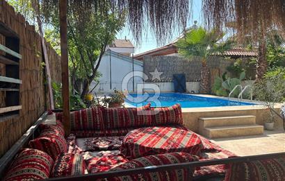 Muğla Köyceğiz'de Havuzlu Tek Katlı Satılık Müstakil Ev