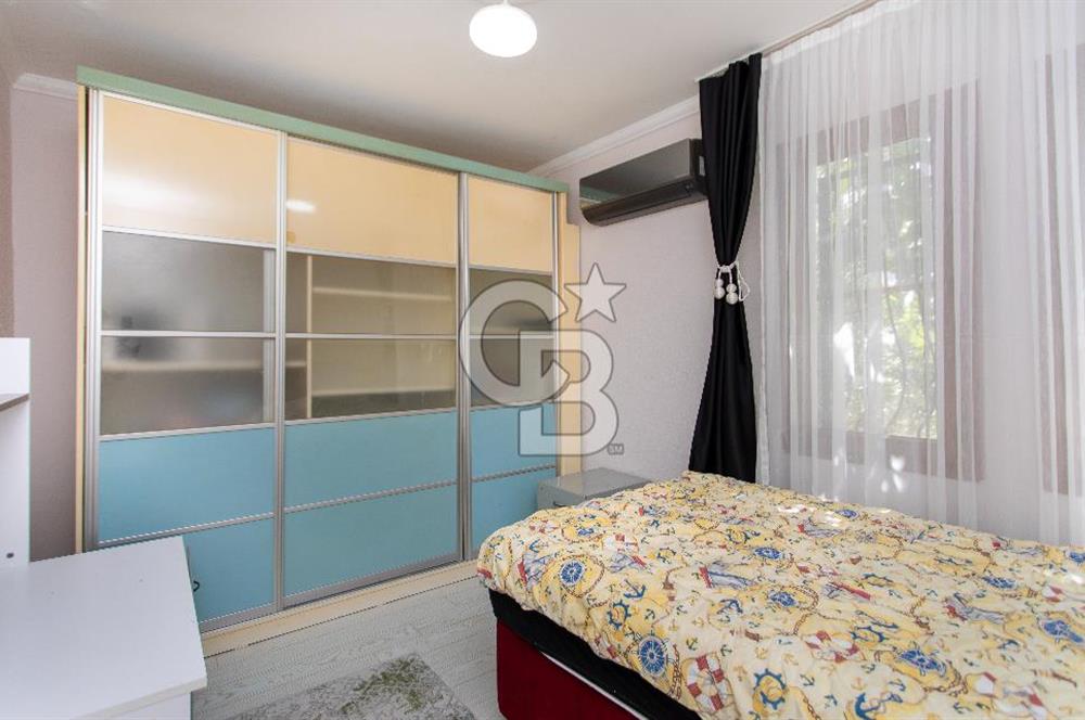 Foça Atatürk Mah. Site İçerisinde Satılık Bahçe Katı 2+1 Daire
