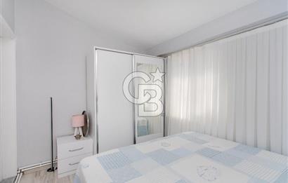 Yenifoça Gencelli'de Satılık Havuzlu 4+1 Tripleks Villa