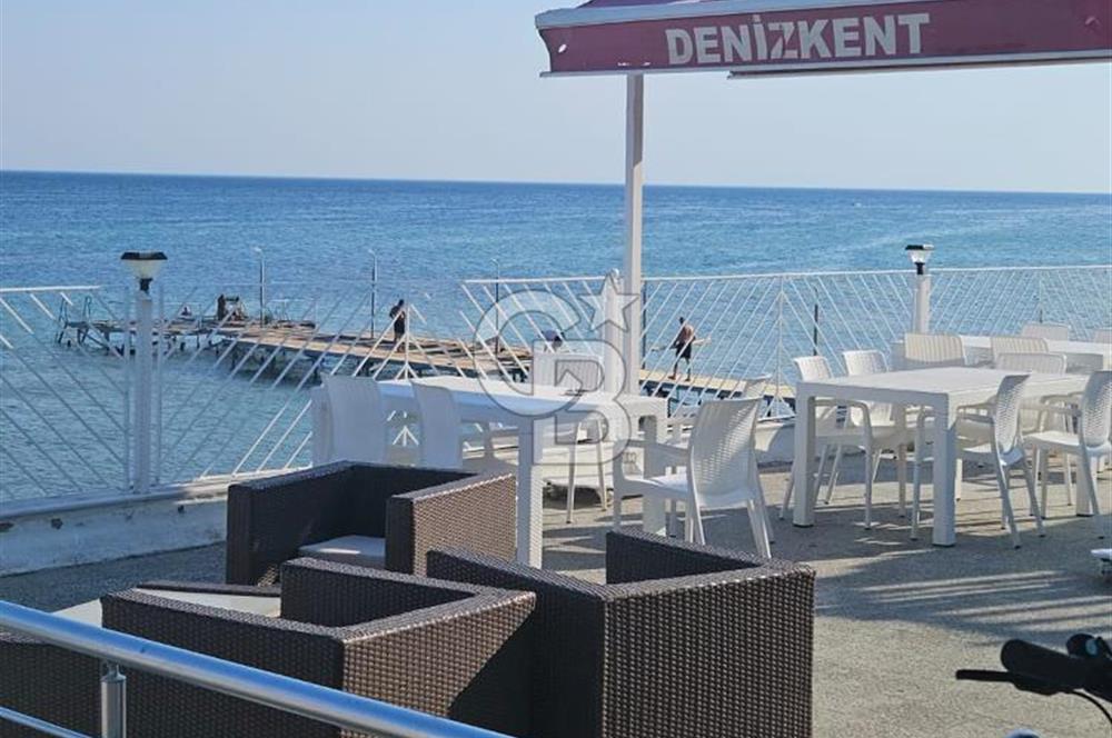 Silivri Semizkumlar'da Deniz Manzaralı Eşyalı 4+1 İkiz Villa