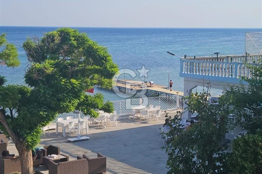 Silivri Semizkumlar'da Deniz Manzaralı Eşyalı 4+1 İkiz Villa