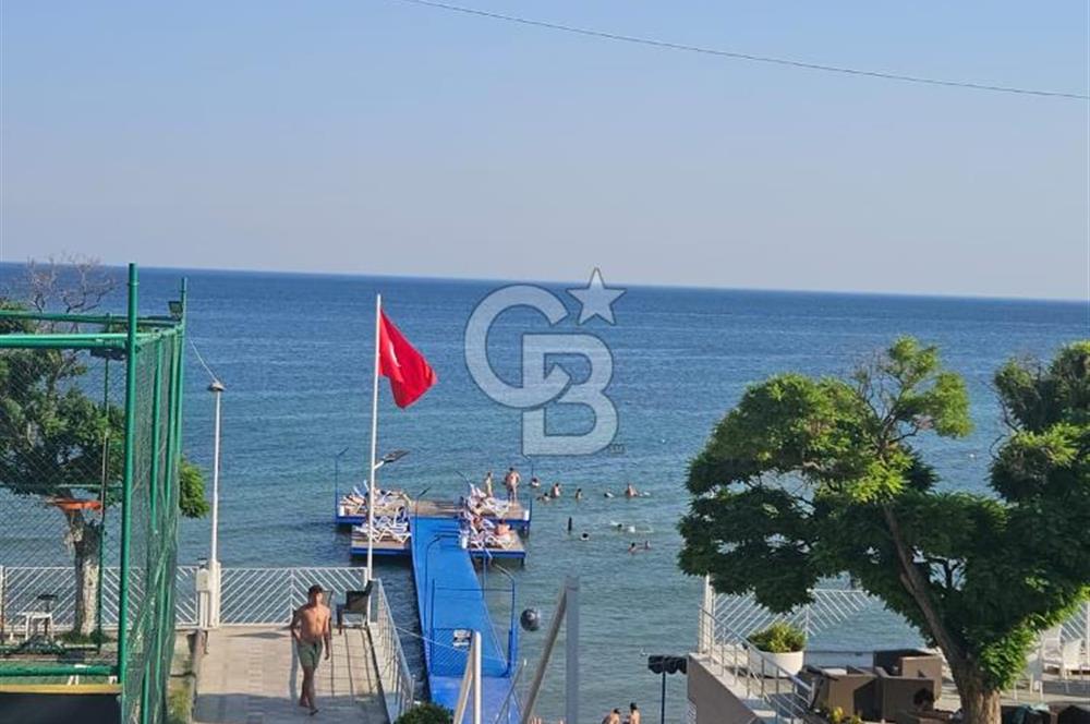 Silivri Semizkumlar'da Deniz Manzaralı Eşyalı 4+1 İkiz Villa