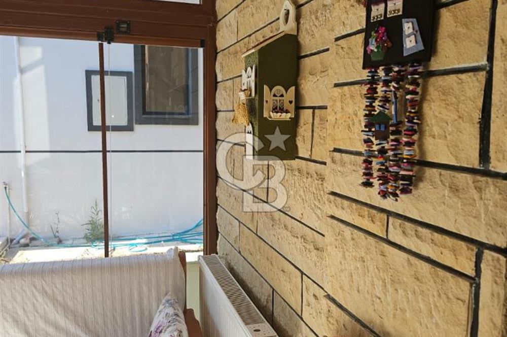Silivri Semizkumlar'da Deniz Manzaralı Eşyalı 4+1 İkiz Villa