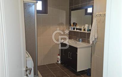 Silivri Semizkumlar'da Deniz Manzaralı Eşyalı 4+1 İkiz Villa