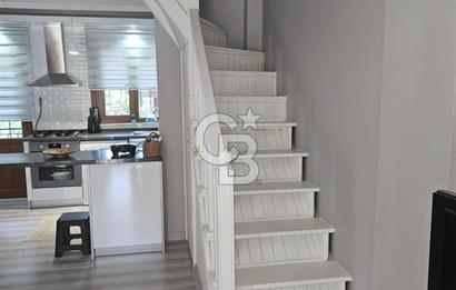 Silivri Semizkumlar'da Deniz Manzaralı Eşyalı 4+1 İkiz Villa