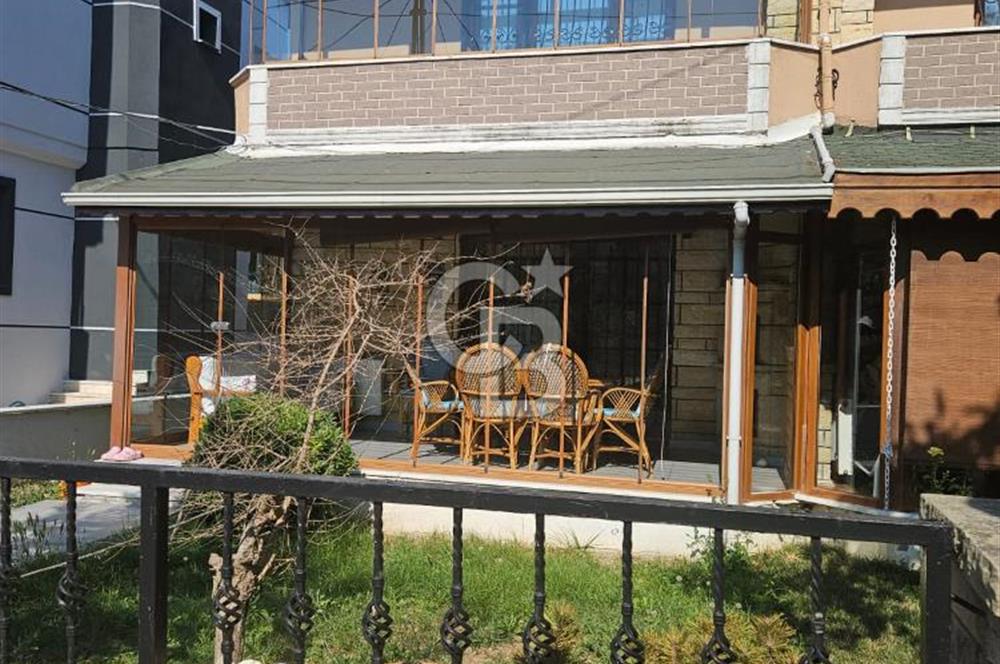 Silivri Semizkumlar'da Deniz Manzaralı Eşyalı 4+1 İkiz Villa