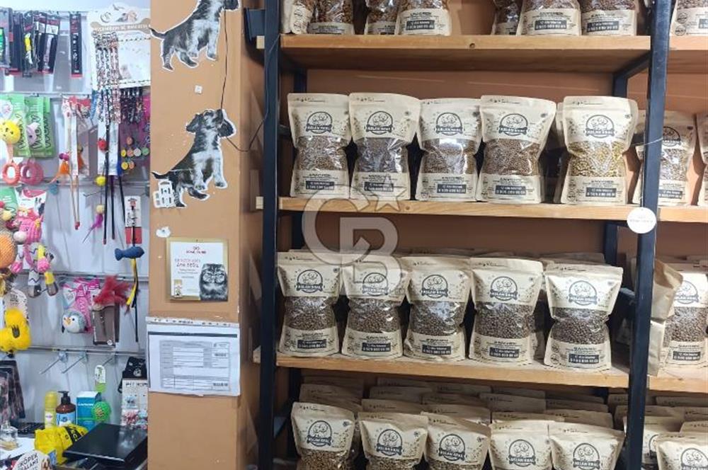 DEVREN KİRALIK BORNOVANIN EN İŞLEK CADDESİNDE PETSHOP 