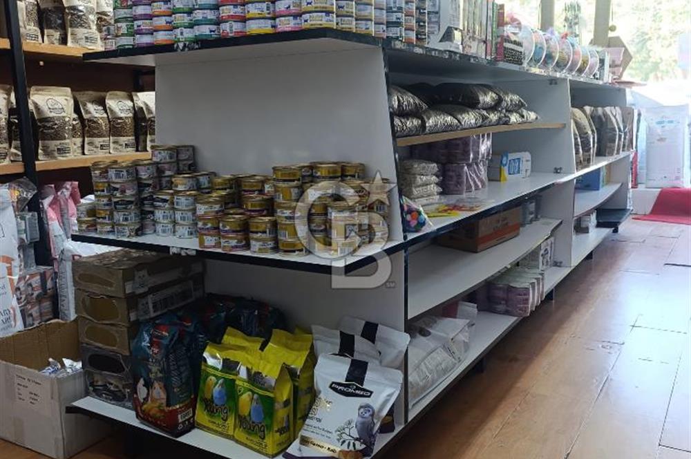 DEVREN KİRALIK BORNOVANIN EN İŞLEK CADDESİNDE PETSHOP 