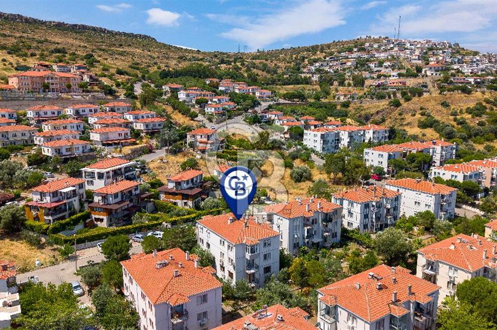Foça Atatürk Mah. Site İçerisinde Satılık Bahçe Katı 2+1 Daire