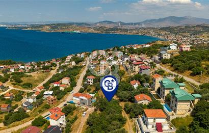 Yenifoça Donatkent Mevkiinde Satılık Deniz Manzaralı Arsa