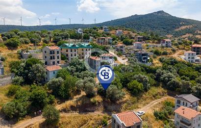 Yenifoça Donatkent Mevkiinde Satılık Deniz Manzaralı Arsa