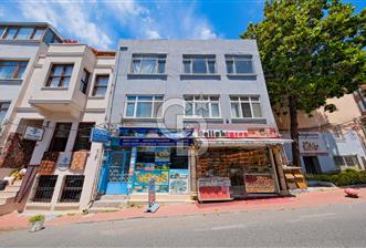Sultanahmet'te Otel Yapımına Uygun Komple Satılık Bina - 2 - 357370