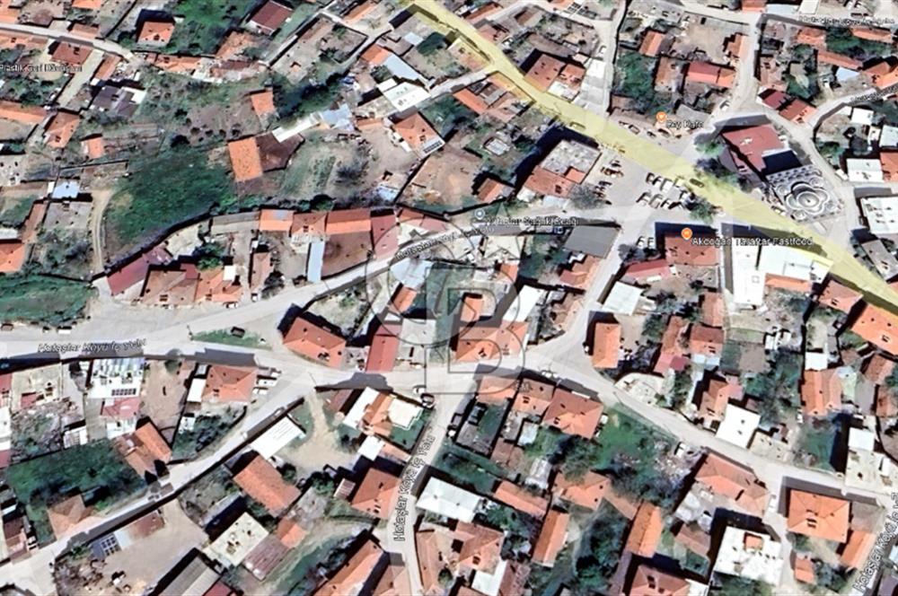CB KİNG'DEN HOTAŞLAR MAH.KÖY İÇİ YOLA CEPHE KONUMLU SATILIK ARSA