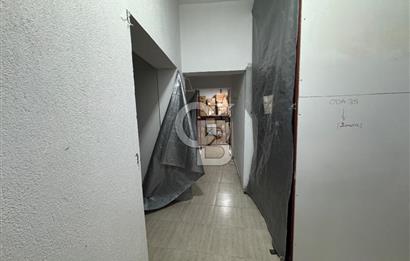 MENEMEN’DE SATILIK IKI KATLI BATARLI 362 METRE² DÜKKAN