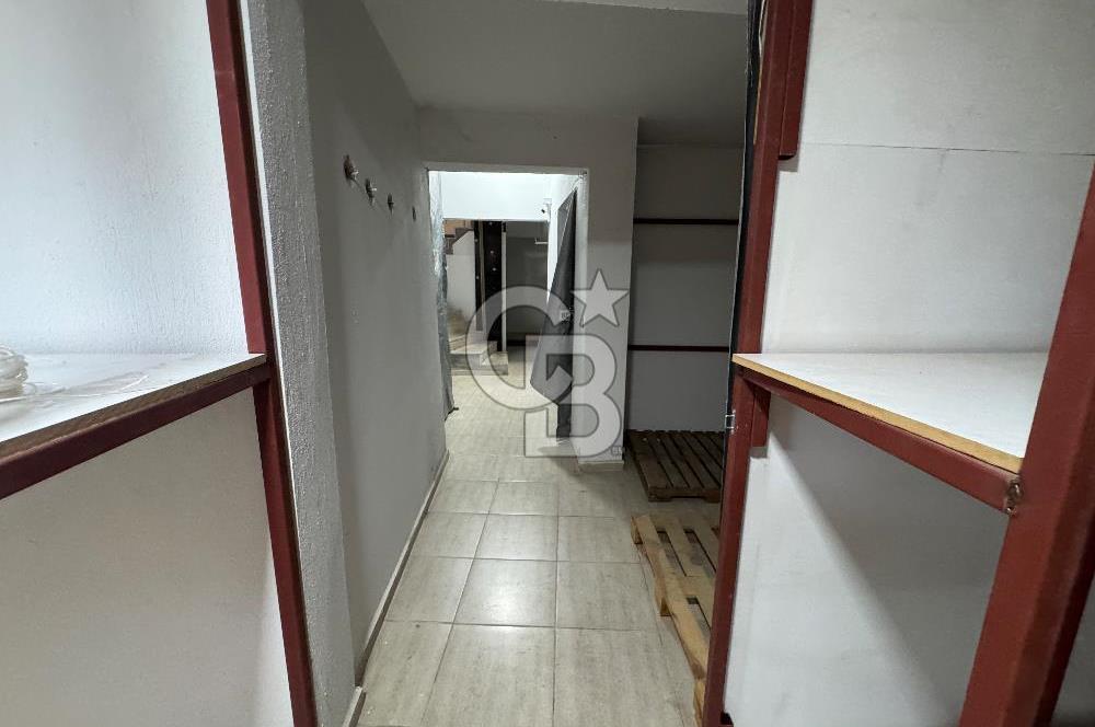 MENEMEN’DE SATILIK IKI KATLI BATARLI 362 METRE² DÜKKAN
