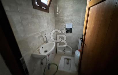 MENEMEN’DE SATILIK IKI KATLI BATARLI 362 METRE² DÜKKAN
