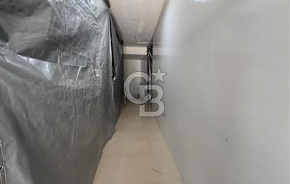 MENEMEN’DE SATILIK IKI KATLI BATARLI 362 METRE² DÜKKAN