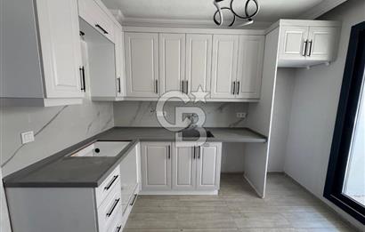 Foça Yenibağarası Mah. Kiralık 2+1 Bahçe Katı Daire