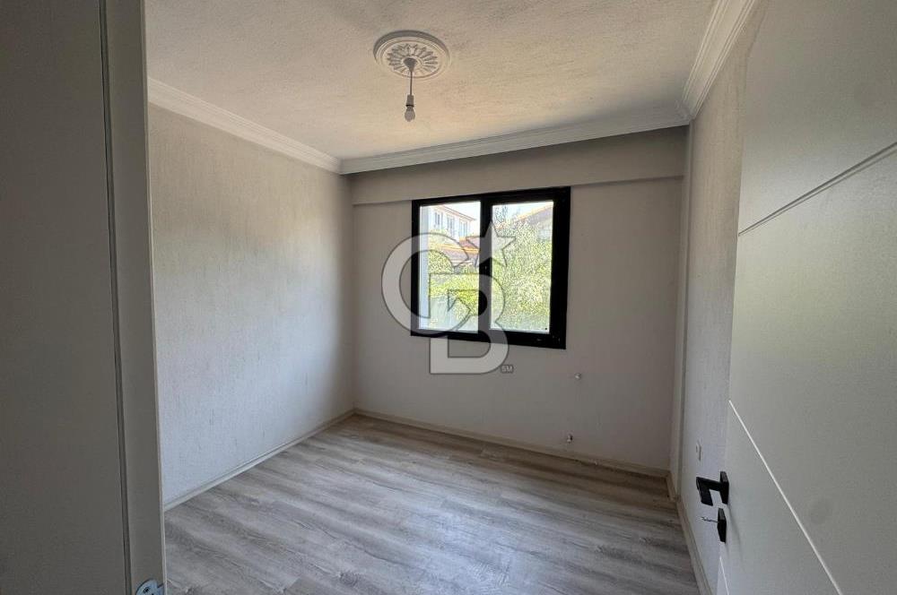Foça Yenibağarası Mah. Kiralık 2+1 Bahçe Katı Daire
