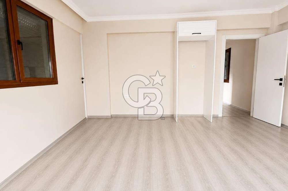 Foça Yenibağarası Mah. Kiralık 2+1 Bahçe Katı Daire