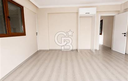 Foça Yenibağarası Mah. Kiralık 2+1 Bahçe Katı Daire