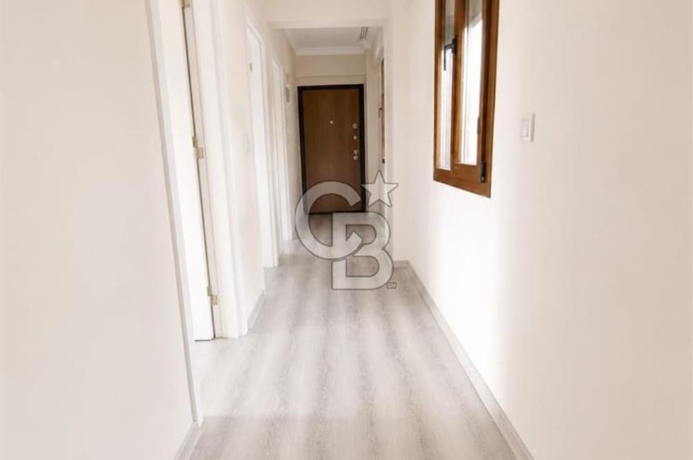 Foça Yenibağarası Mah. Kiralık 2+1 Bahçe Katı Daire