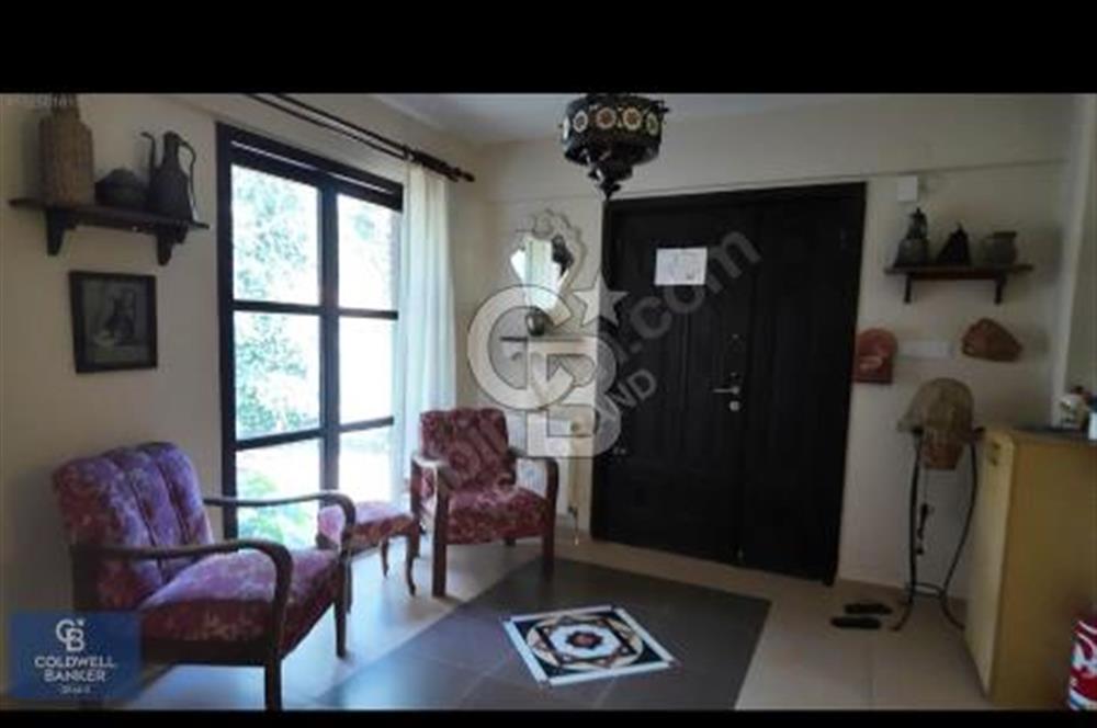 DENİZE YAKIN SİTE İÇİNDE SEÇKİN AİLELERE ÖZEL 5+1 TAŞ VİLLA