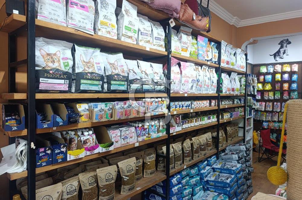 DEVREN KİRALIK BORNOVANIN EN İŞLEK CADDESİNDE PETSHOP 