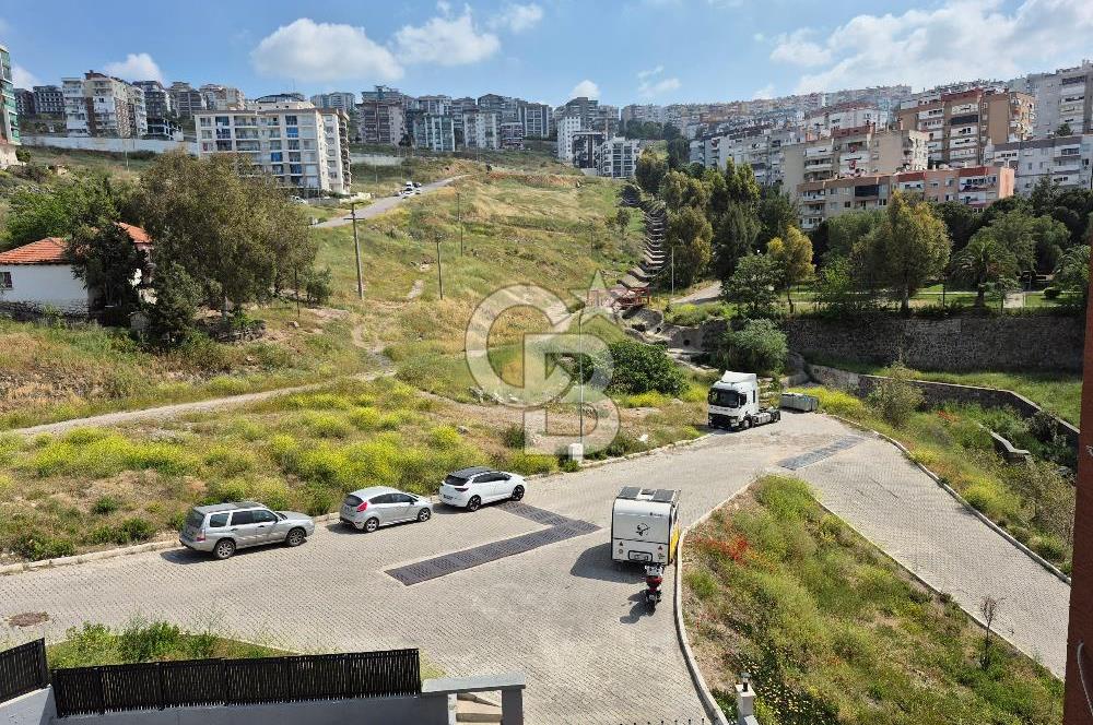 ÇİĞLİ ESENTEPE LÜKS SİTEDE 2+1 KİRALIK DAİRE