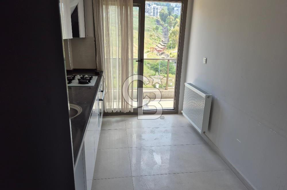 ÇİĞLİ ESENTEPE LÜKS SİTEDE 2+1 KİRALIK DAİRE