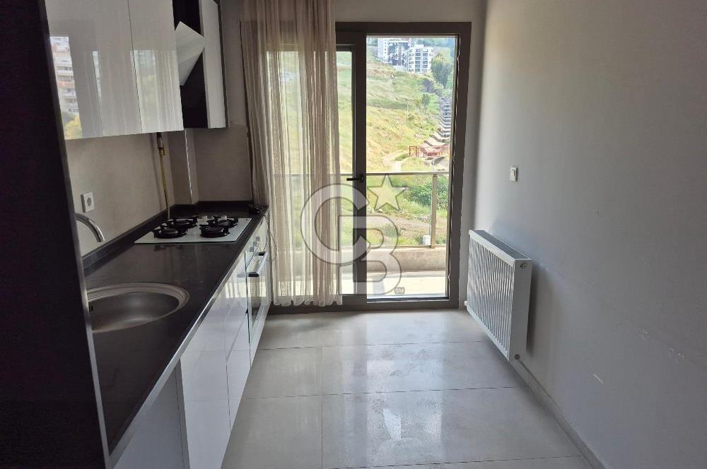 ÇİĞLİ ESENTEPE LÜKS SİTEDE 2+1 KİRALIK DAİRE