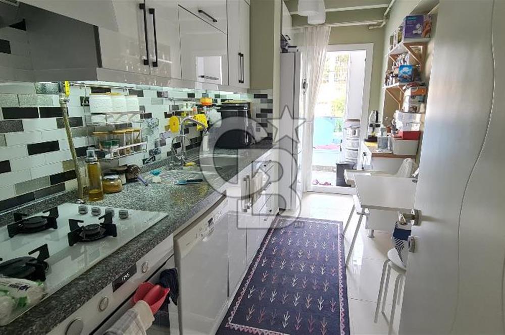 KONAK’TA YENİ METROYA 100 METRE MESAFEDE, ARA KAT GENİŞ 3+1 DAİRE