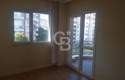 Bayraklı Körfez Evleri Mah. Deniz Manzaralı 3+1 Kiralık Daire