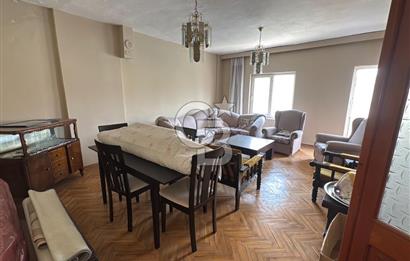 Merkezde Geniş Satılık 3+1 Daire