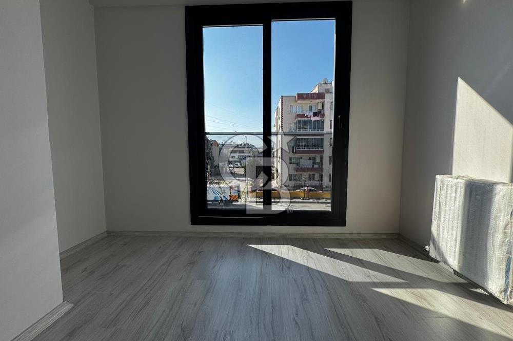 7/24 GÜVENLİKLİ BUCA ÇAMLIPINAR MAH SİTE İÇİNDE HAVUZLU DAİRE