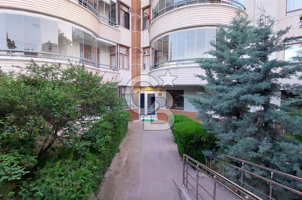 ÇUKURAMBAR MAHALLESİNDE ŞAHANE YAPILI 4+1 GİRİŞ KATI KİRALIK DAİRE