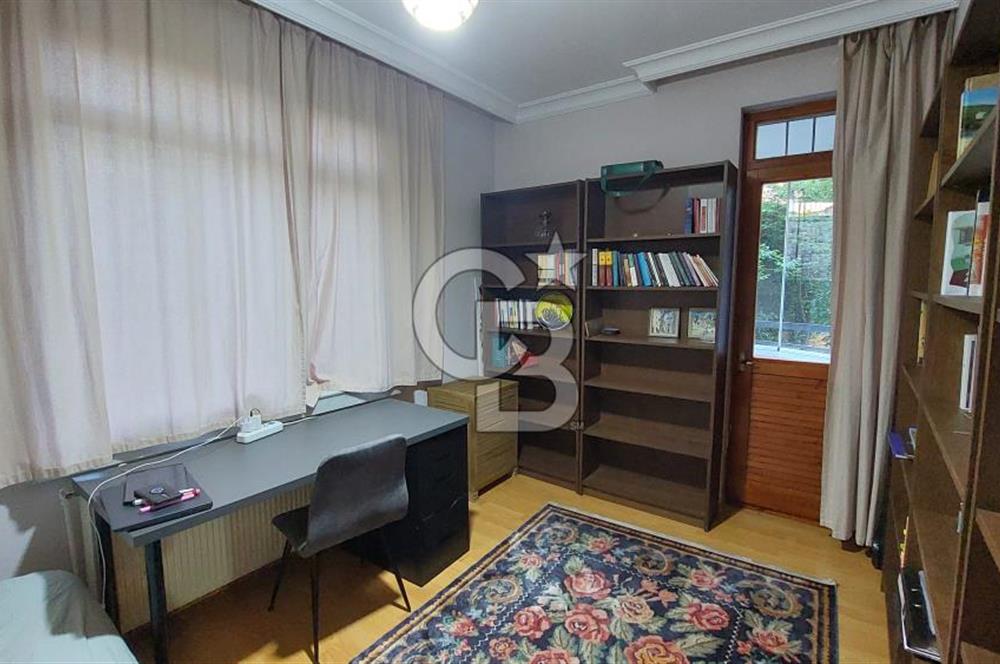 ÇUKURAMBAR MAHALLESİNDE ŞAHANE YAPILI 4+1 GİRİŞ KATI KİRALIK DAİRE