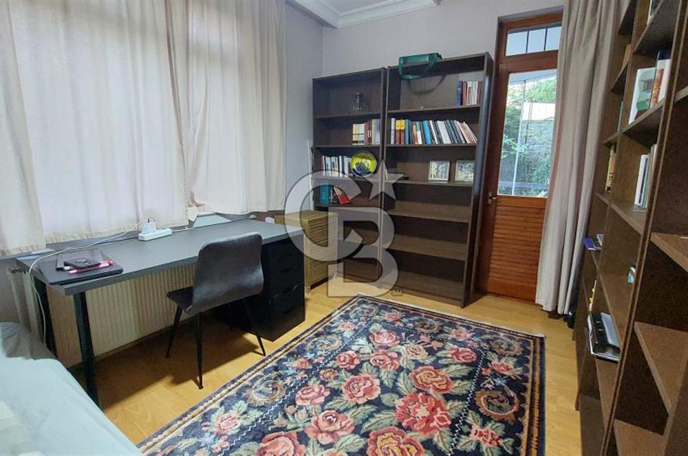 ÇUKURAMBAR MAHALLESİNDE ŞAHANE YAPILI 4+1 GİRİŞ KATI KİRALIK DAİRE