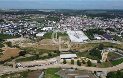 FIRSAT HADIMKÖYDE KONUT İMARLI TEK TAPU 260 M² ARSA