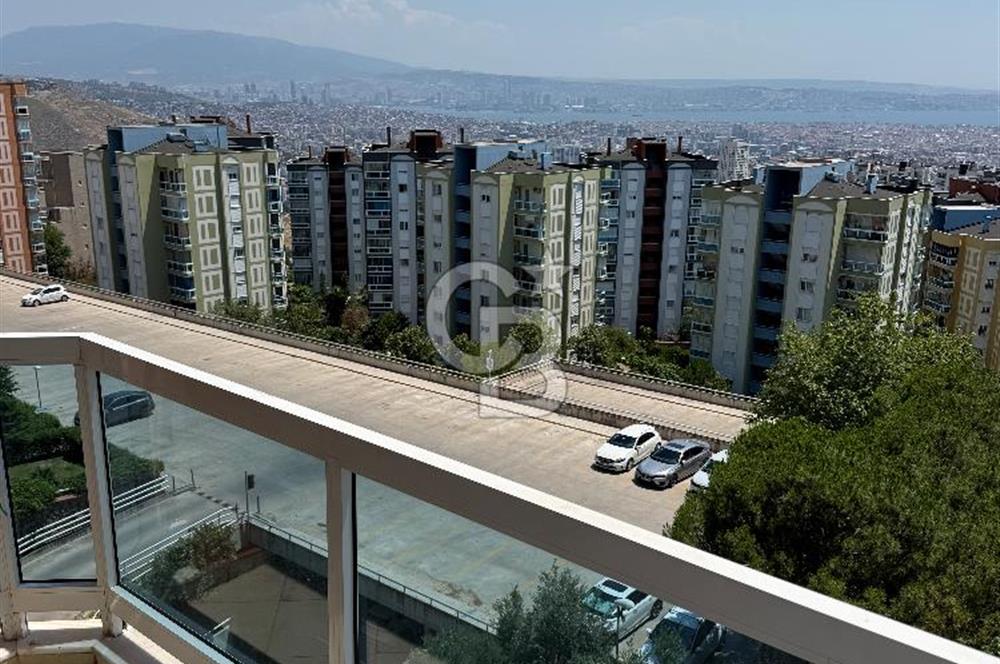 İzmir Karşıyaka Yüksek Vadi Evleri Deniz Manzaralı 3+1 Kiralık