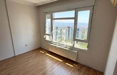İzmir Karşıyaka Yüksek Vadi Evleri Deniz Manzaralı 3+1 Kiralık