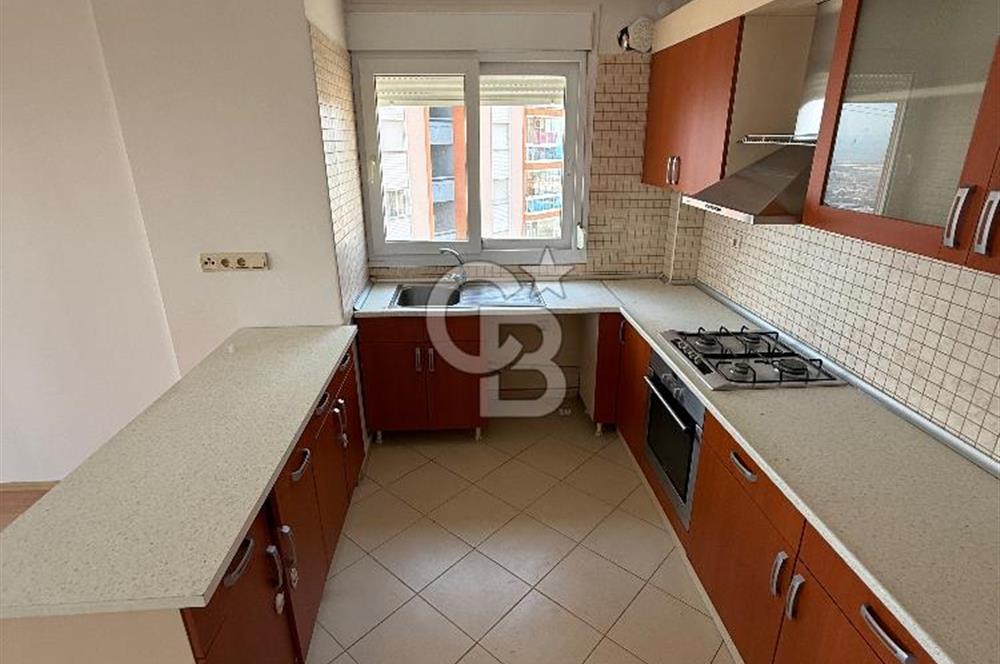 İzmir Karşıyaka Yüksek Vadi Evleri Deniz Manzaralı 3+1 Kiralık